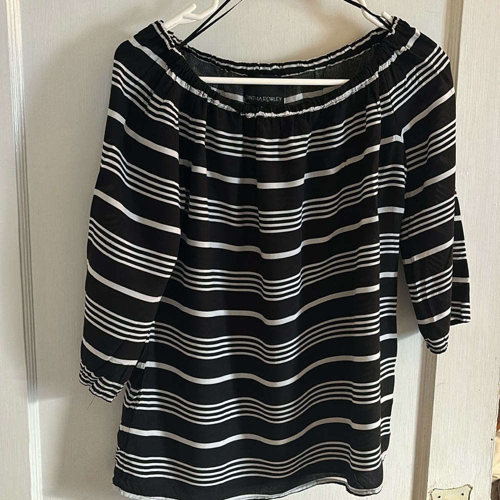 Black & white striped off the shoulder shirt Cynthia Rowley size small